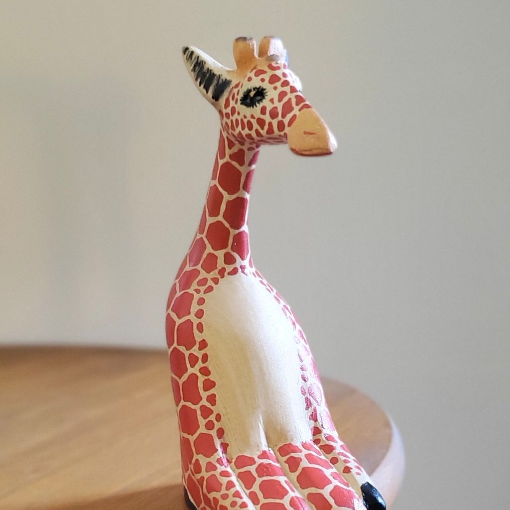 Wood Giraffe Shelf Sitter | I'm All Ears