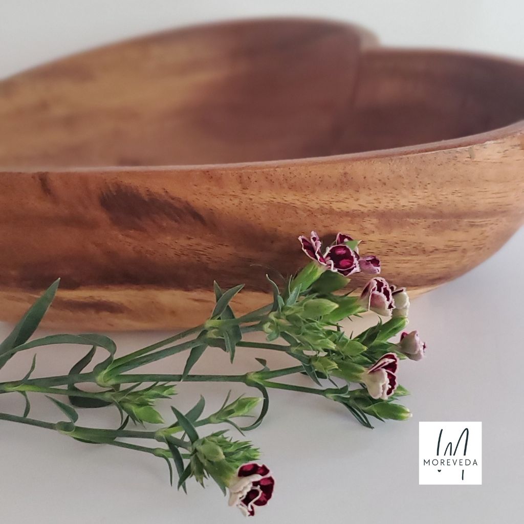 Heart-Shaped Bowl For Shelf Decor